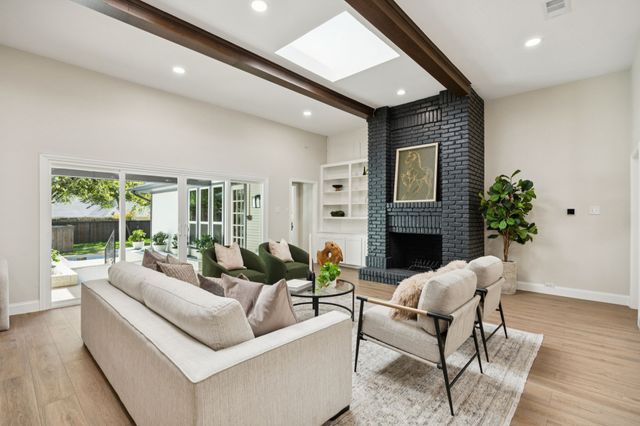 7716 Lone Moor Circle, Dallas, TX 75248