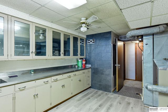 4618 Primrose Lane, Omaha, NE 68157
