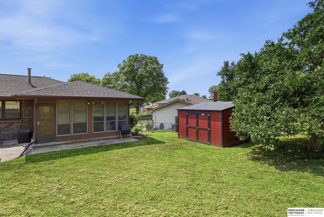 4618 Primrose Lane, Omaha, NE 68157