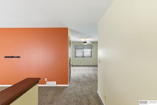 4618 Primrose Lane, Omaha, NE 68157
