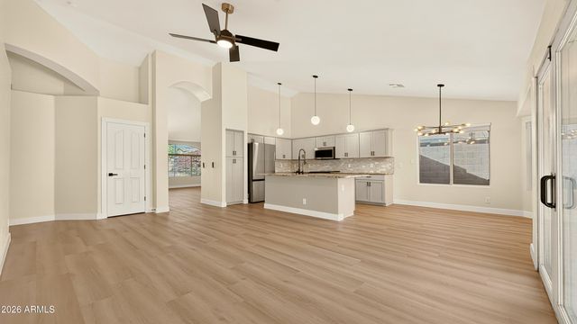 10851 E CHOLLA Road, Mesa, AZ 85207