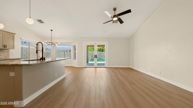 10851 E CHOLLA Road, Mesa, AZ 85207