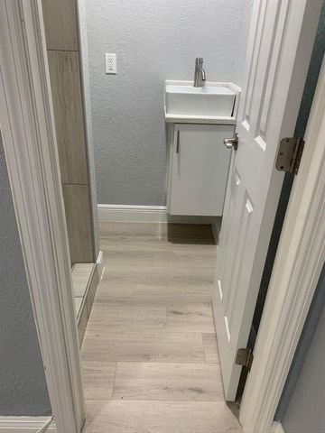 5668 CHIPOLA CIRCLE, Orlando, FL 32839