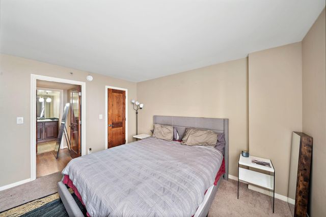 3525 Sage Road 1111, Houston, TX 77056