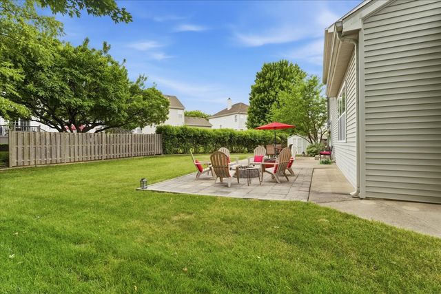 2886 Camden Drive, West Chicago, IL 60185