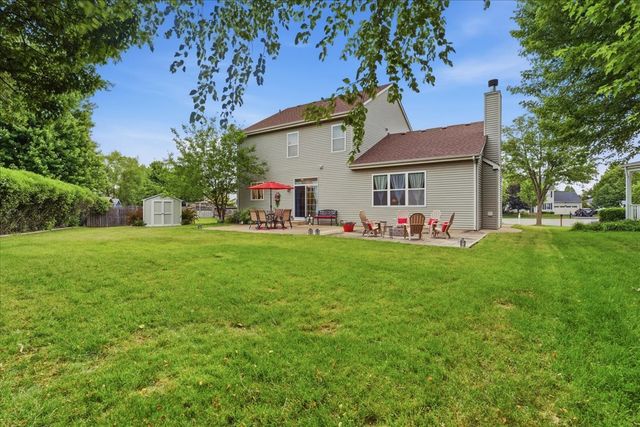 2886 Camden Drive, West Chicago, IL 60185