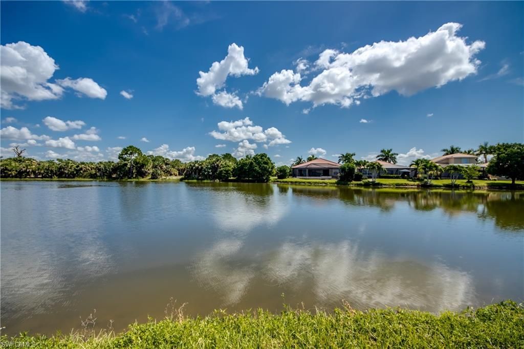 13056 Silver Thorn LOOP, NORTH FORT MYERS, FL 33903 — photo 2