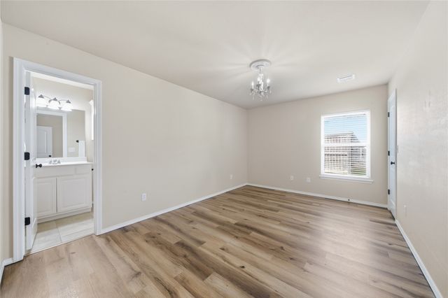 6010 S 15th Place, Broken Arrow, OK 74011