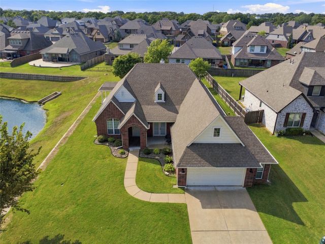 6010 S 15th Place, Broken Arrow, OK 74011