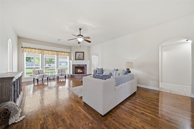 6010 S 15th Place, Broken Arrow, OK 74011