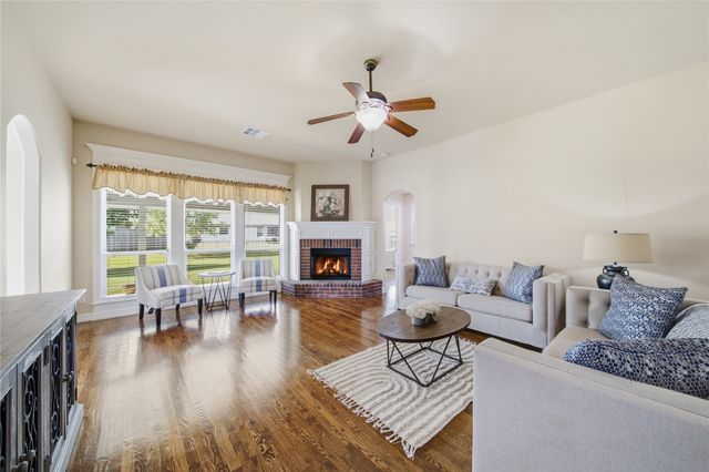 6010 S 15th Place, Broken Arrow, OK 74011