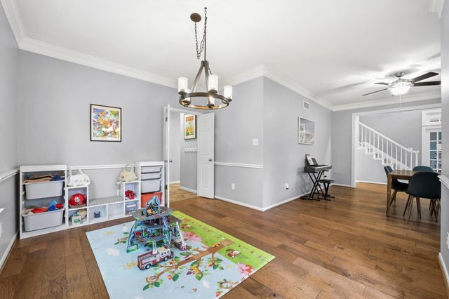 18 Amber Leaf Court, The Woodlands, TX 77381