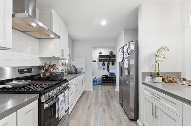 819 Brandywine St, Manteca, CA 95336