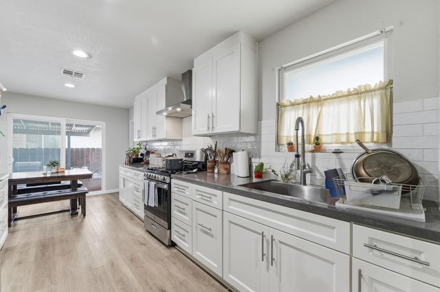 819 Brandywine St, Manteca, CA 95336