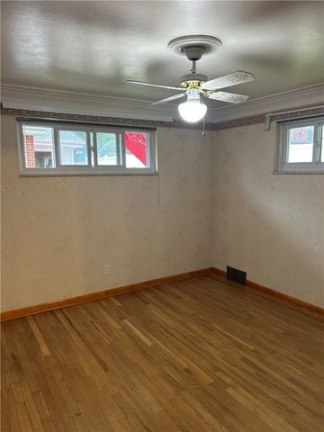 700 Filmore Rd, Forest Hills Boro, PA 15221
