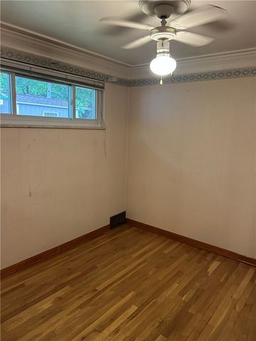 700 Filmore Rd, Forest Hills Boro, PA 15221
