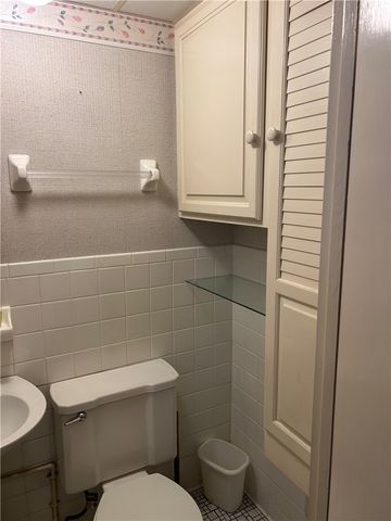 700 Filmore Rd, Forest Hills Boro, PA 15221