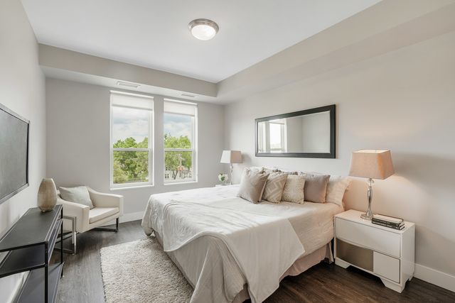 101 W Liberty Street 421, Barrington, IL 60010