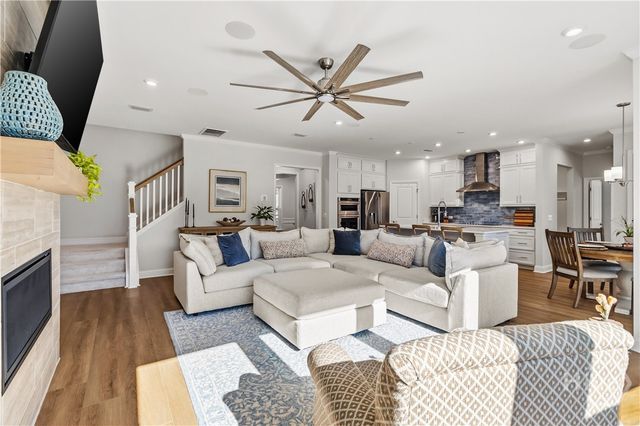 109 Sandy Bend Drive, Richmond Hill, GA 31324