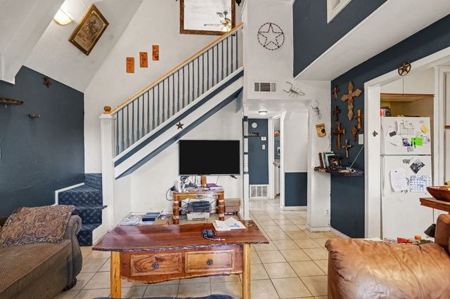 322 Hillcroft Drive, Weatherford, TX 76087