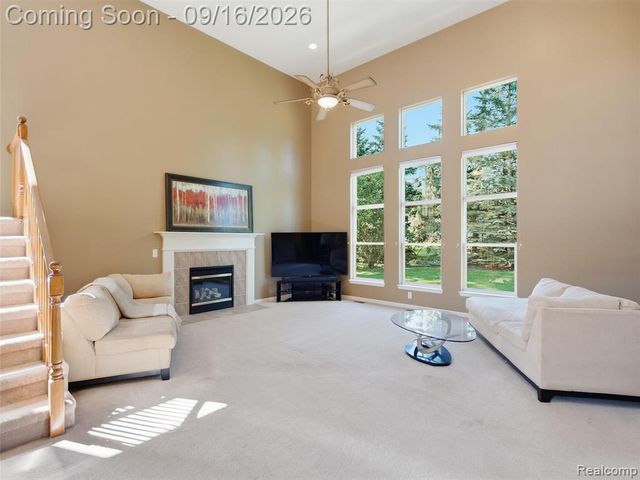 3332 Empire Drive, Rochester Hills, MI 48309