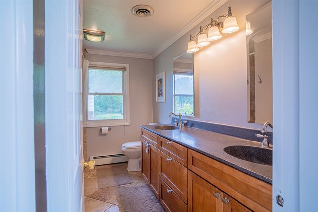 3814 Rockwood Drive, Kalamazoo, MI 49004