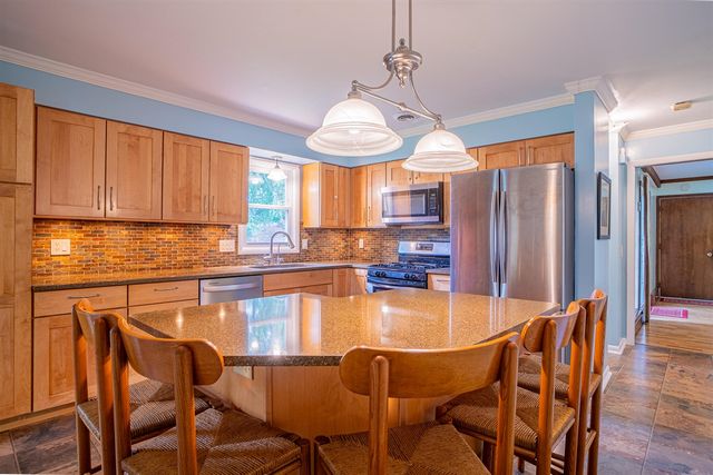 3814 Rockwood Drive, Kalamazoo, MI 49004