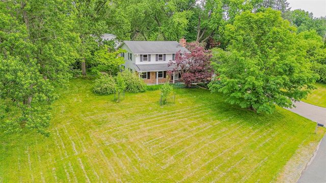 3814 Rockwood Drive, Kalamazoo, MI 49004