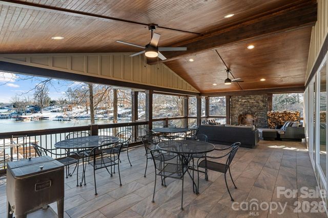 3272 Bass Drive, Sherrills Ford, NC 28673