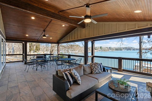 3272 Bass Drive, Sherrills Ford, NC 28673