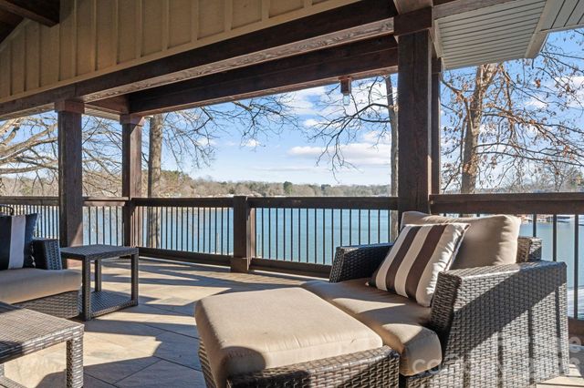 3272 Bass Drive, Sherrills Ford, NC 28673