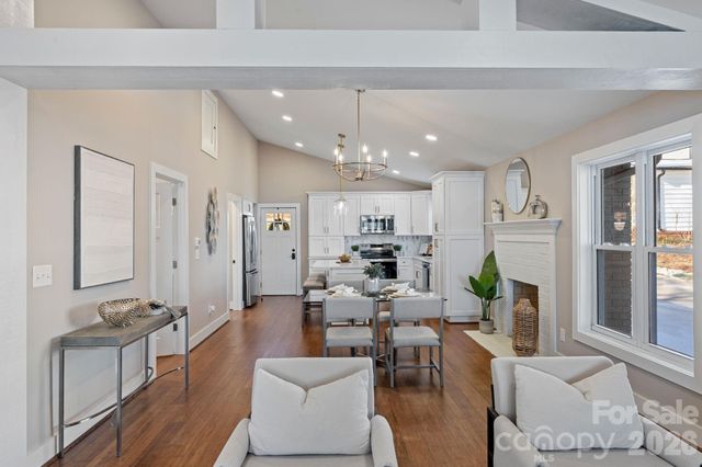 3272 Bass Drive, Sherrills Ford, NC 28673