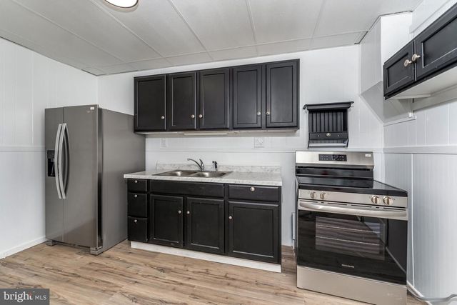 143 PANNEBAKER AVE, Lewistown, PA 17044