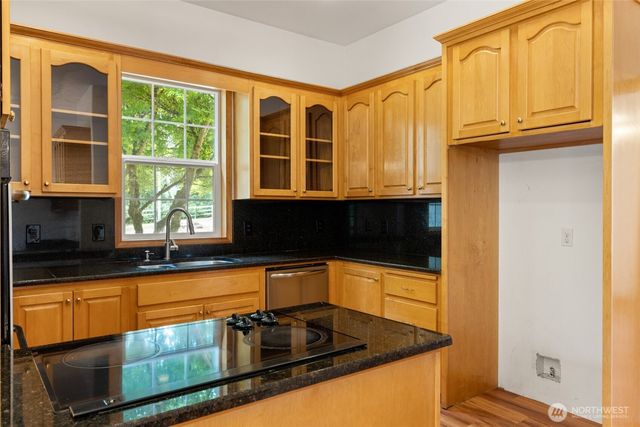 802 NW 297th Circle, Ridgefield, WA 98642