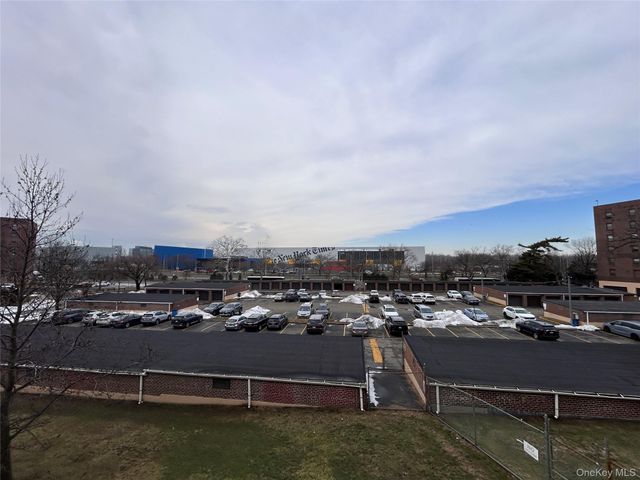 2534 Union Street 2F, Flushing, NY 11354