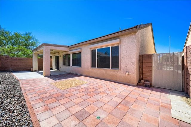 7536 Chaffinch Street, North Las Vegas, NV 89084