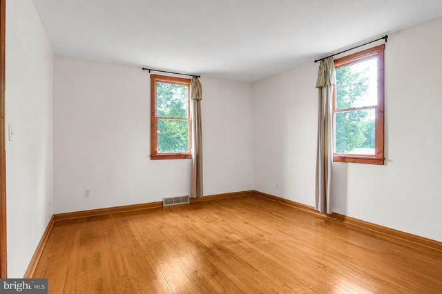4401 YORK ST, Harrisburg, PA 17111