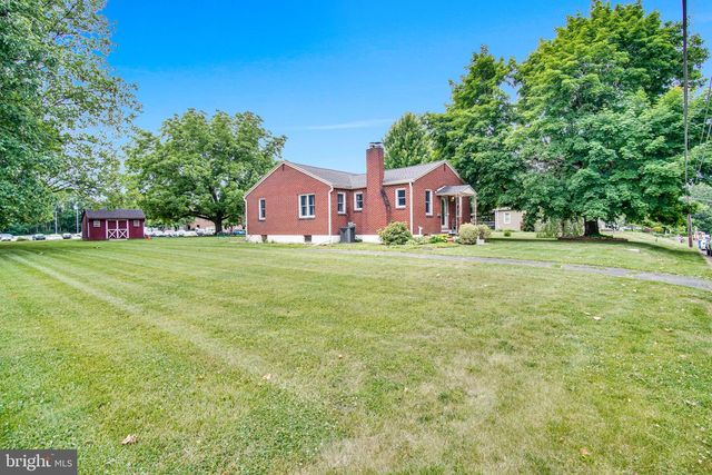 4401 YORK ST, Harrisburg, PA 17111