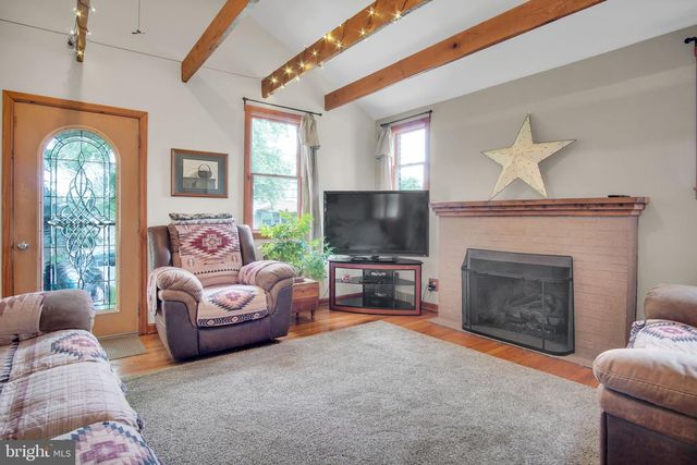 4401 YORK ST, Harrisburg, PA 17111