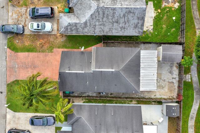768 SW 9th St, Florida City, FL 33034