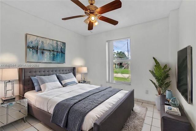 768 SW 9th St, Florida City, FL 33034