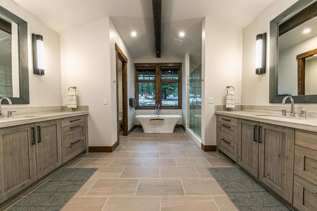 12237 Pete Alvertson Drive, Truckee, CA 96161