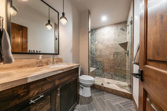 12237 Pete Alvertson Drive, Truckee, CA 96161