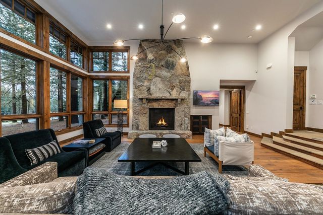 12237 Pete Alvertson Drive, Truckee, CA 96161