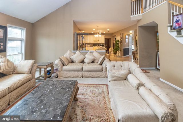430 W COUNTRY CLUB DR, Westampton, NJ 08060