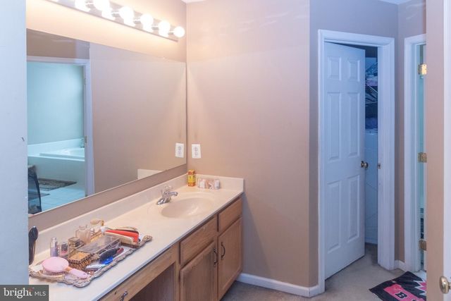 430 W COUNTRY CLUB DR, Westampton, NJ 08060