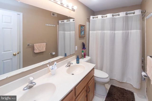 430 W COUNTRY CLUB DR, Westampton, NJ 08060