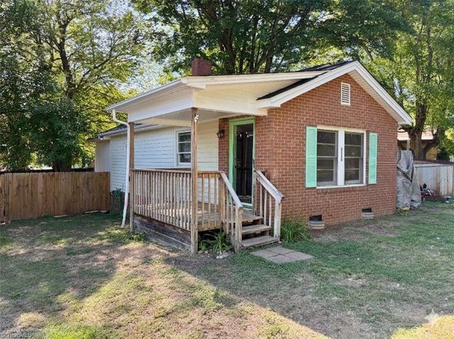 3235 Wellingford Drive, High Point, NC 27265