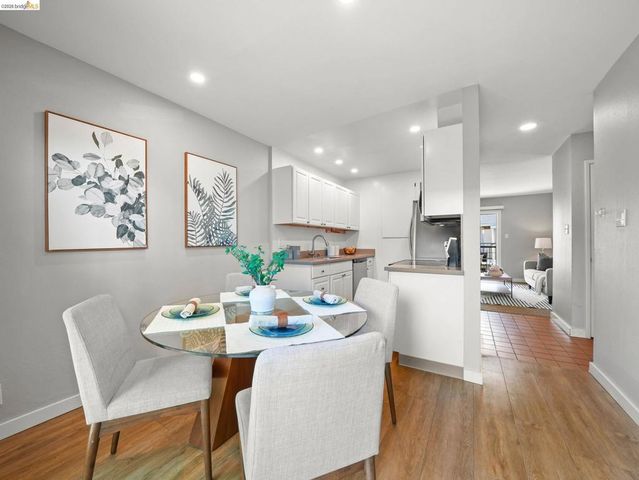 14521 Doolittle Dr, San Leandro, CA 94577