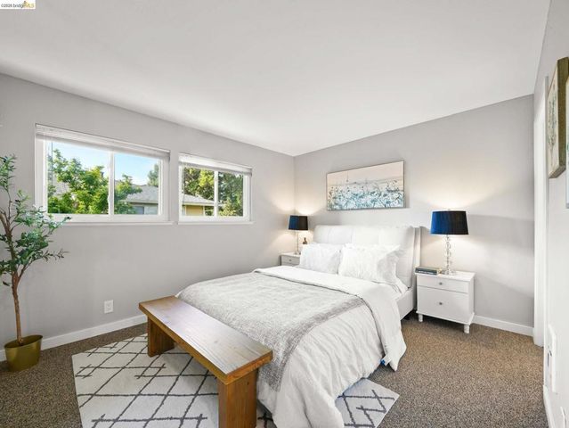14521 Doolittle Dr, San Leandro, CA 94577